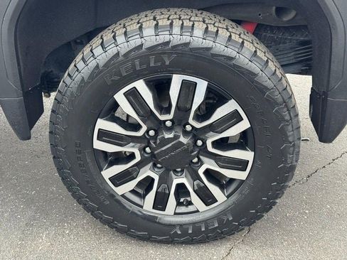 Used 2024 GMC Sierra 2500 Denali Ultimate image 7