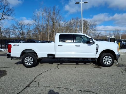 Certified 2024 Ford F250 XLT image 9