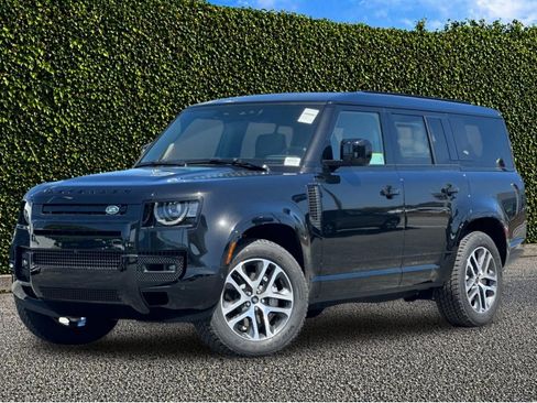 New 2024 Land Rover Defender 130 X-Dynamic SE AWD/4WD image 1