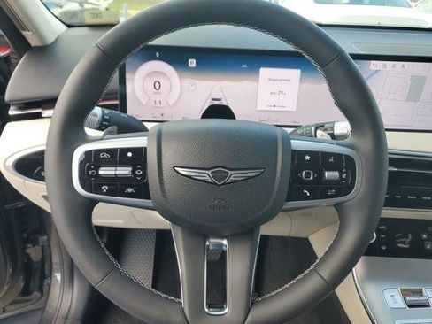 New 2026 Genesis GV70 2.5T Select image 9