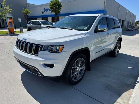 Used 2020 Jeep Grand Cherokee Limited RWD image 3