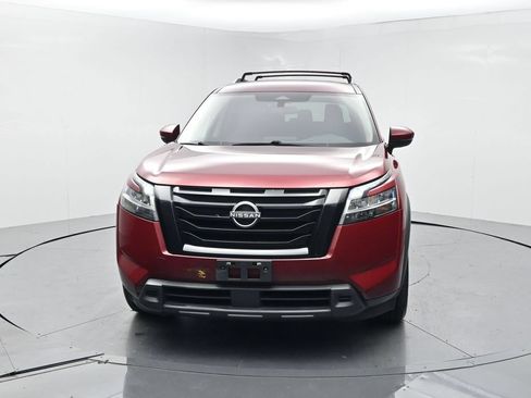 Used 2022 Nissan Pathfinder SV w/ SV Black Package FWD image 21
