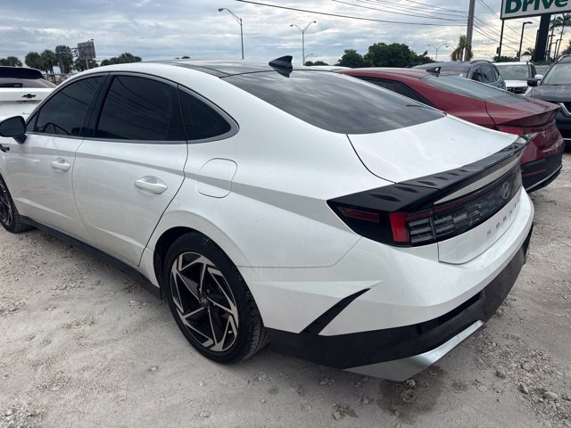 Used 2024 Hyundai Sonata SEL w/ Convenience Package FWD image 8