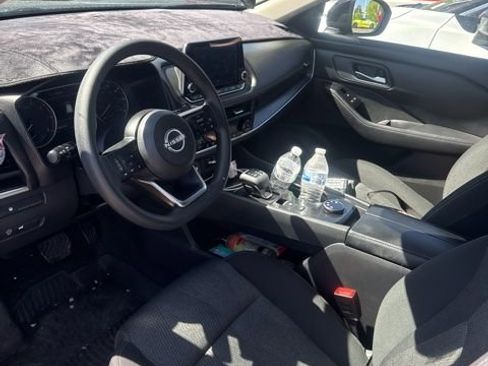 Certified 2024 Nissan Rogue SV image 4