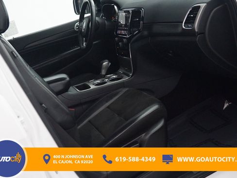 Used 2019 Jeep Grand Cherokee Altitude image 8