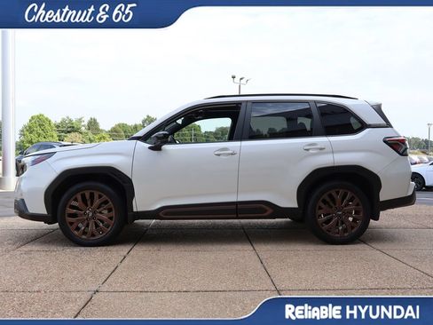 Used 2025 Subaru Forester Sport AWD/4WD image 3