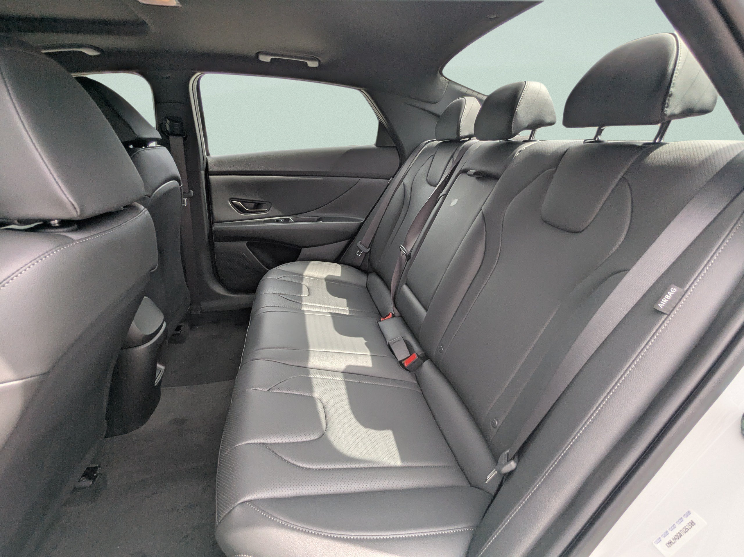 New 2026 Hyundai Elantra SEL Sport FWD image 18
