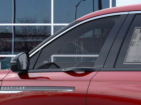 New 2025 Lincoln Nautilus Premier image 20