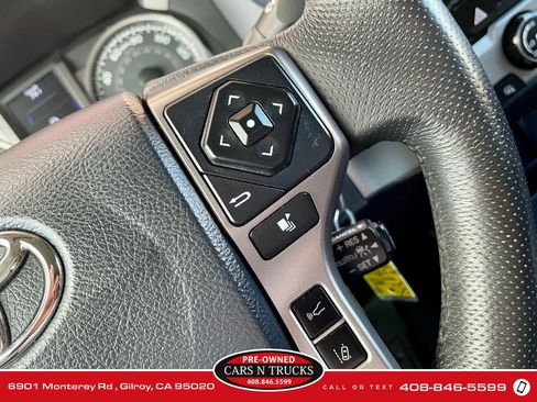 Used 2019 Toyota Tacoma SR5 AWD/4WD image 25