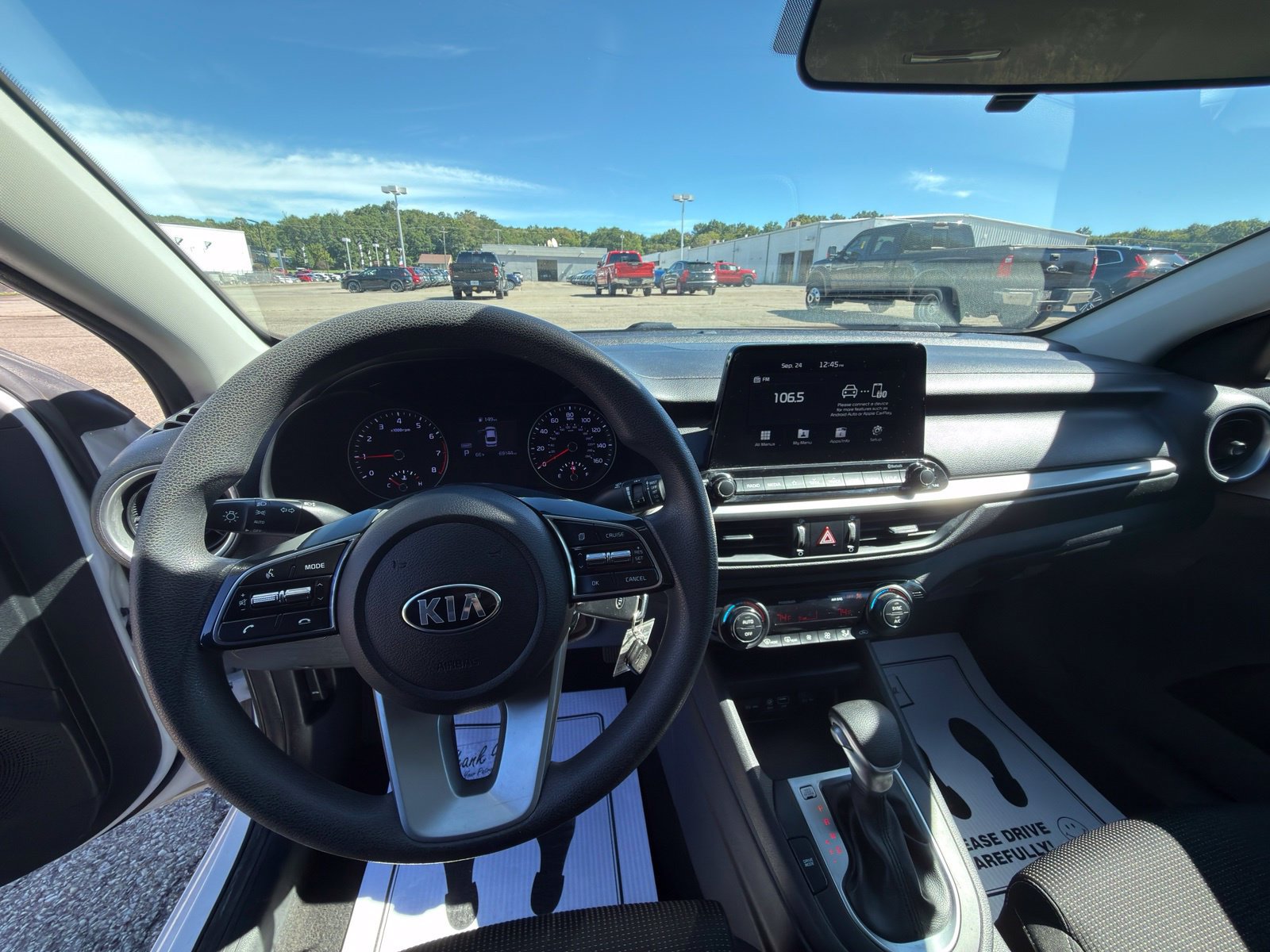 Used 2019 Kia Forte LXS FWD image 2
