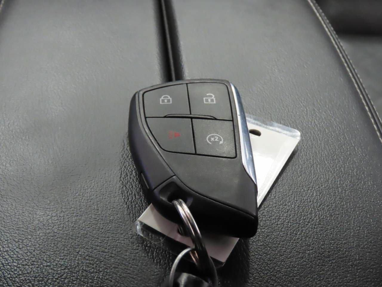 Used 2025 Buick Envision Sport Touring AWD/4WD image 19