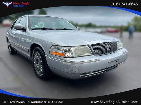 Used 2003 Mercury Grand Marquis GS RWD image 3