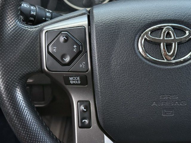 Used 2018 Toyota Tacoma SR5 RWD image 15