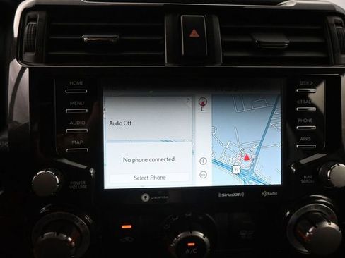 Used 2024 Toyota 4Runner TRD Off-Road Premium image 17