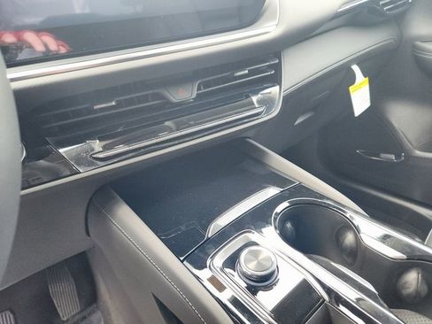 New 2026 Buick Envision Preferred image 17