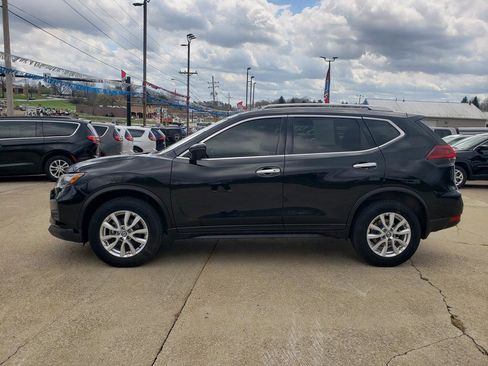 Used 2018 Nissan Rogue SV w/ Premium Package image 7