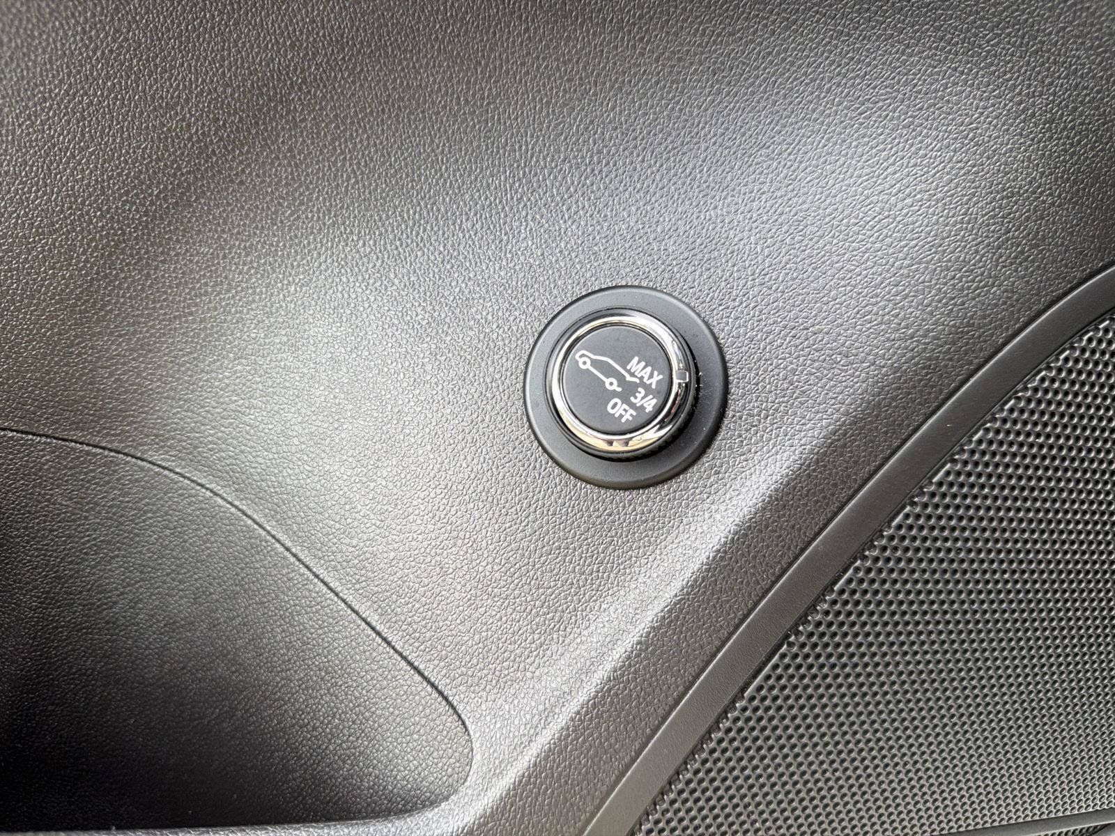 Used 2021 Buick Envision Preferred FWD image 12