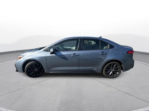 Certified 2026 Toyota Corolla SE w/ SE Premium Package AWD/4WD image 9