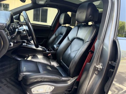 Used 2017 Porsche Macan GTS AWD/4WD image 11