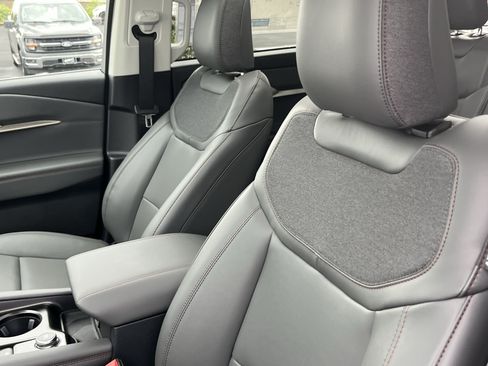New 2026 Ford Explorer Active AWD/4WD image 17