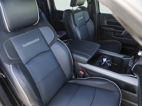 Used 2025 RAM 3500 Laramie w/ Sport Appearance Package image 33