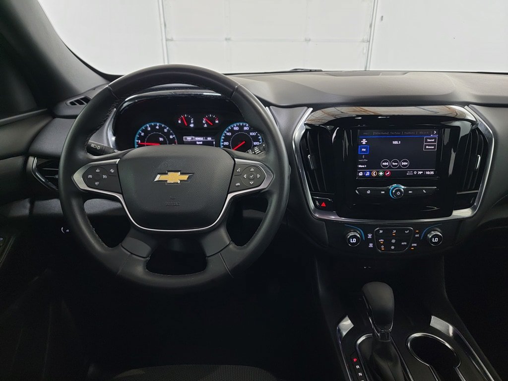 Used 2023 Chevrolet Traverse LT FWD image 12