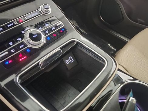 Used 2023 Lincoln Nautilus Reserve w/ Equipment Group 201A image 17