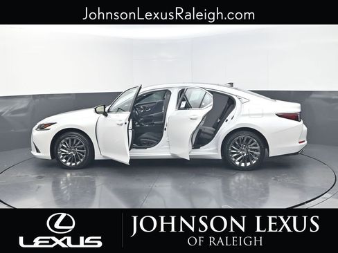New 2025 Lexus ES 350 Ultra Luxury image 27