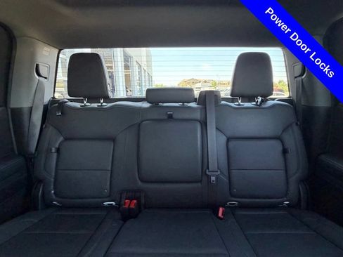 Used 2024 GMC Sierra 1500 SLT AWD/4WD image 23