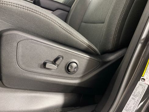 Used 2023 RAM 1500 Big Horn AWD/4WD image 17