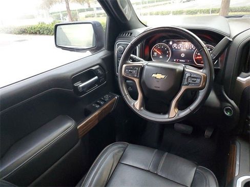 Used 2020 Chevrolet Silverado 1500 High Country w/ Technology Package image 63