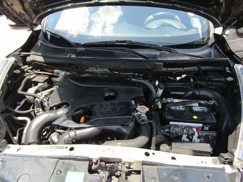 Used 2016 Nissan Juke S FWD image 12