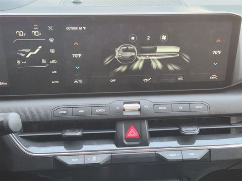 Certified 2025 Kia K4 EX image 18