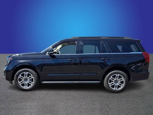 Used 2025 Ford Expedition Active AWD/4WD image 7