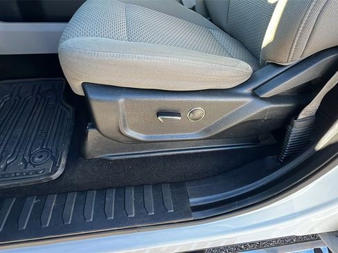 Used 2019 Ford F250 XLT w/ XLT Premium Package image 14