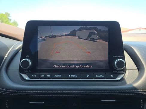 Used 2021 Nissan Rogue S FWD image 22