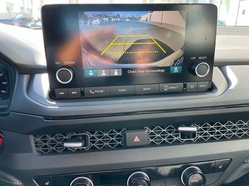 Certified 2025 Honda Accord SE image 17