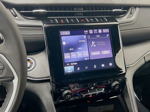 New 2025 Jeep Grand Cherokee L Laredo RWD image 26