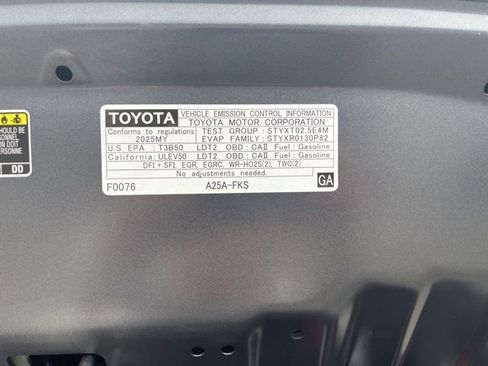 Used 2025 Toyota RAV4 XLE Premium w/ Weather Package AWD/4WD image 21