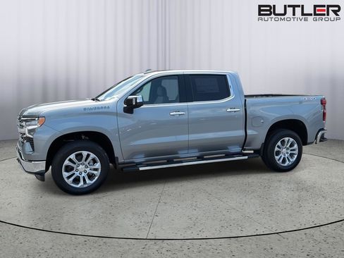 New 2026 Chevrolet Silverado 1500 LTZ w/ LTZ Premium Package AWD/4WD image 3