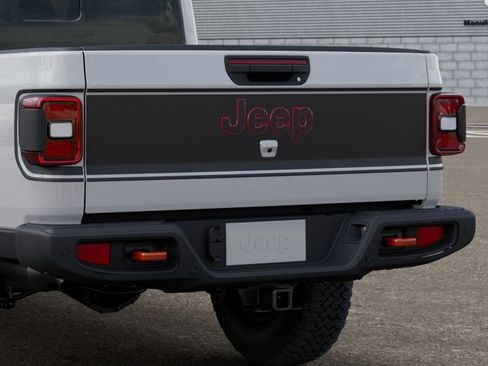 New 2026 Jeep Gladiator Rubicon AWD/4WD image 13
