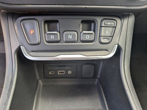 Used 2020 GMC Terrain SLT image 14