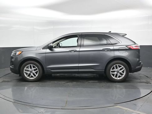Used 2024 Ford Edge SEL AWD/4WD image 8