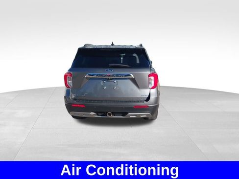 Certified 2022 Ford Explorer XLT w/ Equipment Group 202A image 10