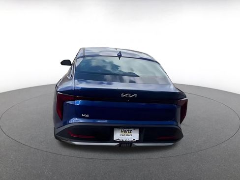 Used 2025 Kia K4 LXS image 11