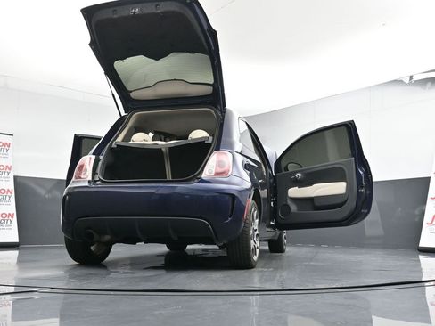 Used 2018 FIAT 500 Pop image 29