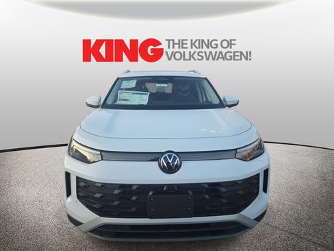 New 2026 Volkswagen Tiguan SE image 9