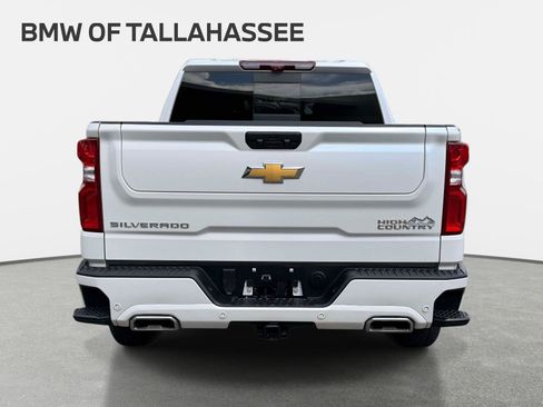 Used 2025 Chevrolet Silverado 1500 High Country w/ Technology Package AWD/4WD image 7