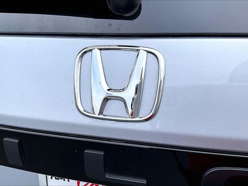 Used 2025 Honda Pilot EX-L image 30