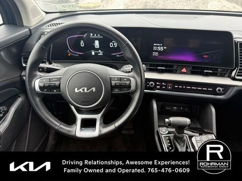 Used 2023 Kia Sportage EX image 10